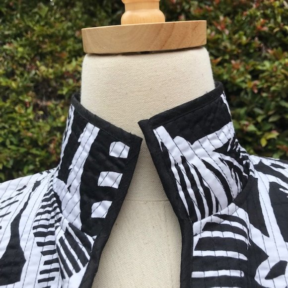 Patty Kim Black/White Quilted Jacket  Size XL - Picture 3 of 8